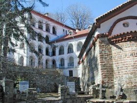 ТЪРСЕНЕ НА ШОКОЛАДОВИ СЪКРОВИЩА  | Биомед Л Травел ЕООД - снимка 1